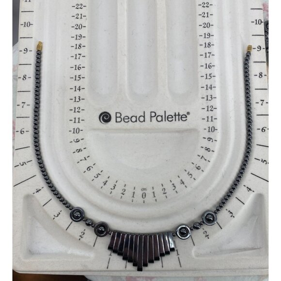 Handcrafted Hematite Beaded Necklace With Barrel Clasp 18" - Picture 4 of 5